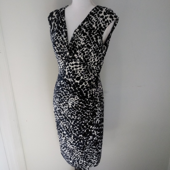 Lauren Ralph Lauren Dresses & Skirts - Lauren Ralph Lauren sleeveless dress, sz 8